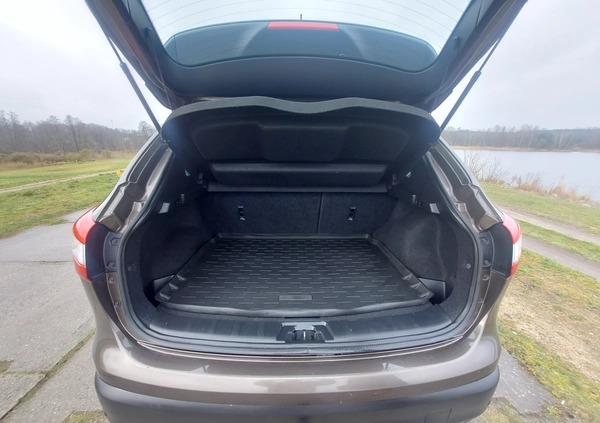 Nissan Qashqai cena 53000 przebieg: 155080, rok produkcji 2015 z Piła małe 781